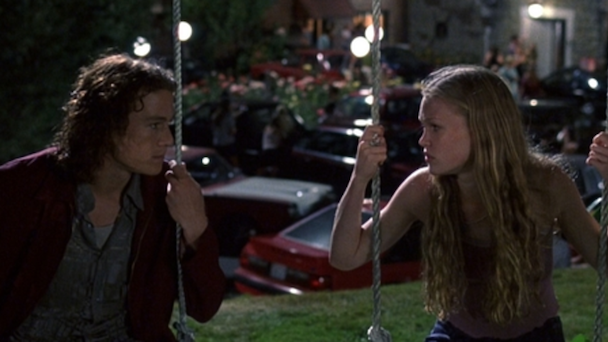 A still from the film 10 Things I Hate About You with Heath Ledger and Julia Styles