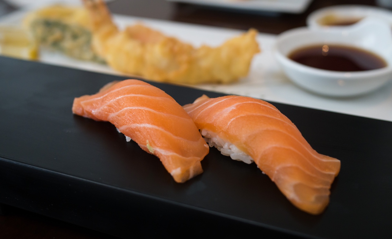 nigiri-sushi-fish-salmon-stock-Jamie-Hamel-Smith