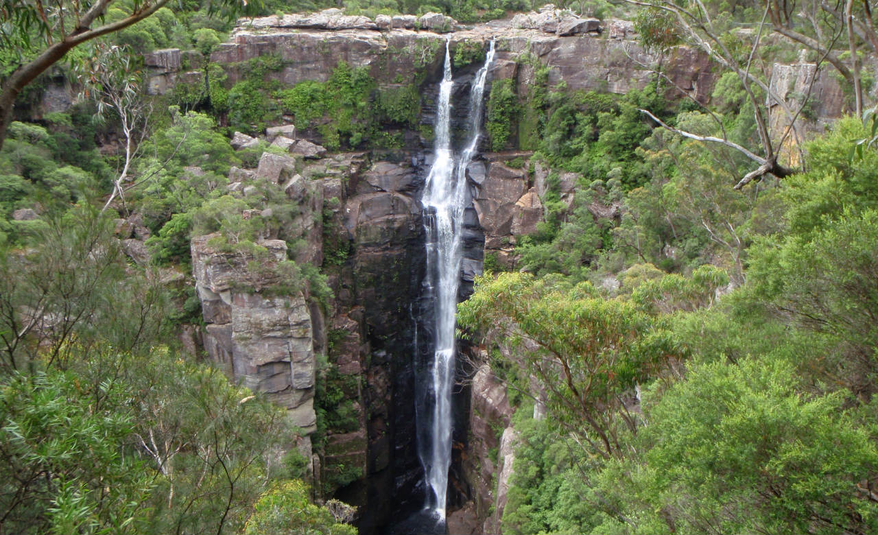 carrington-falls-waterfalls-wikipedia