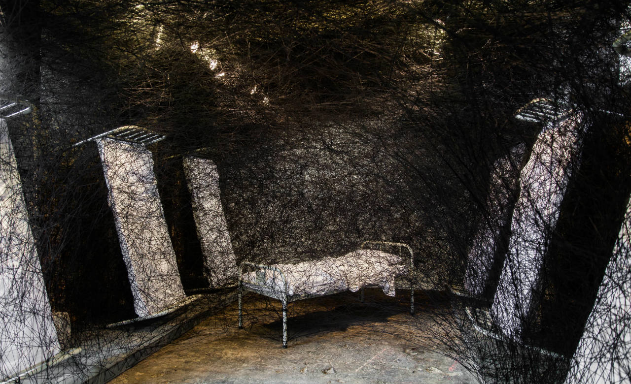 Biennale of Sydney Chiharu Shiota 'Conscious Sleep' 2009-2016 beds thread dimensions variable