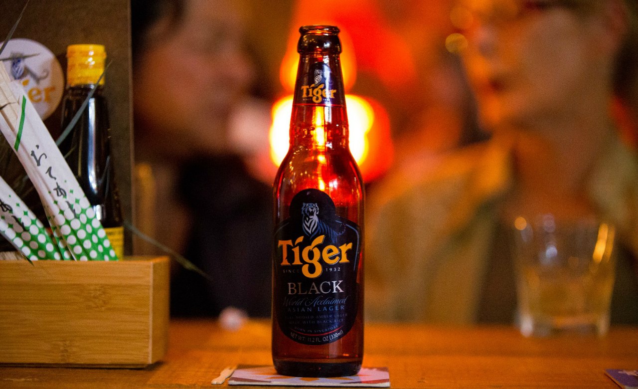 Tiger Black (1)